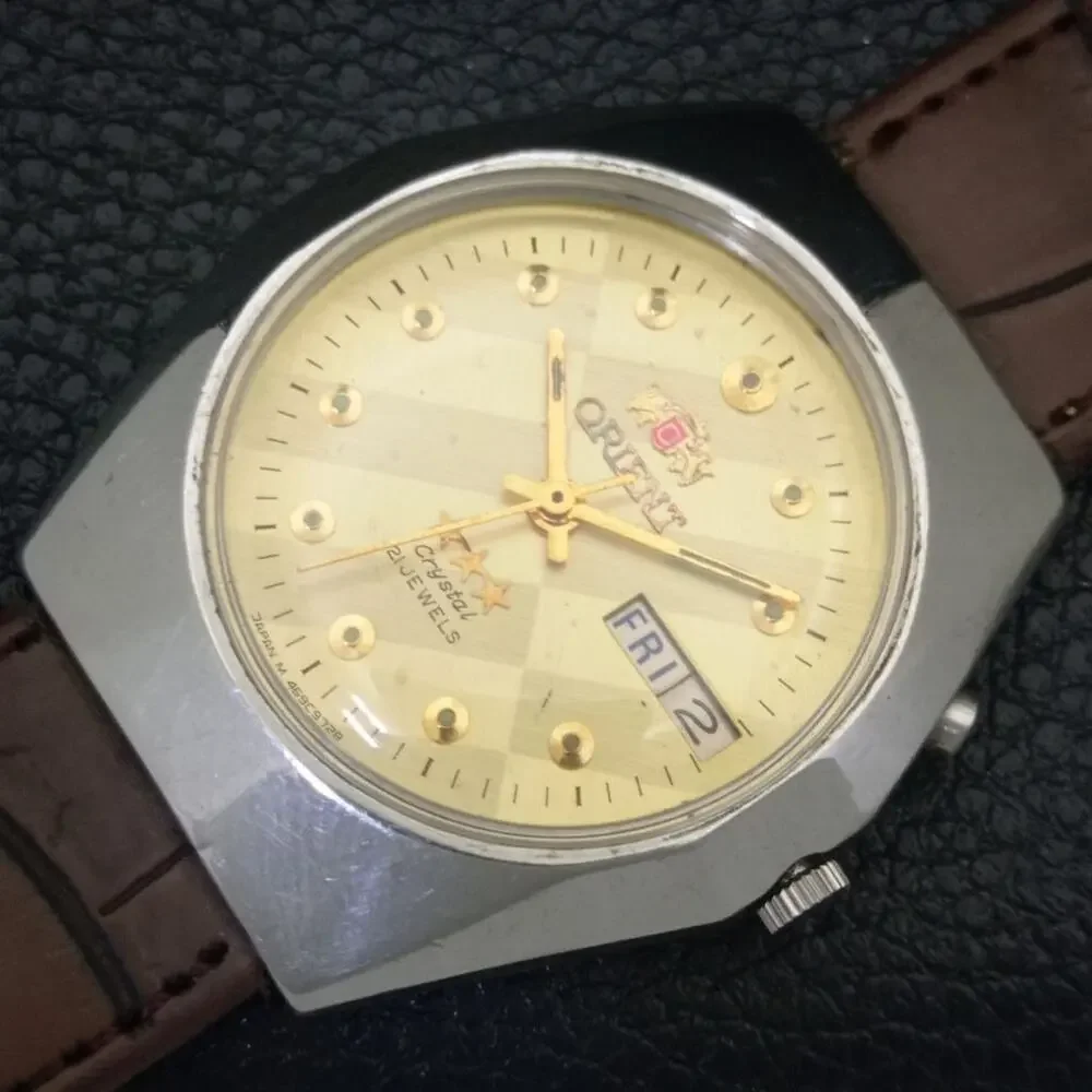 Vintage 1976 Orient Automatic Mens Silver Watch W/daydate & Gold accents